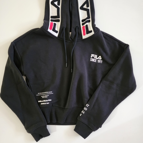 FILA Black Hoodie Sweater - Picture 5 of 9